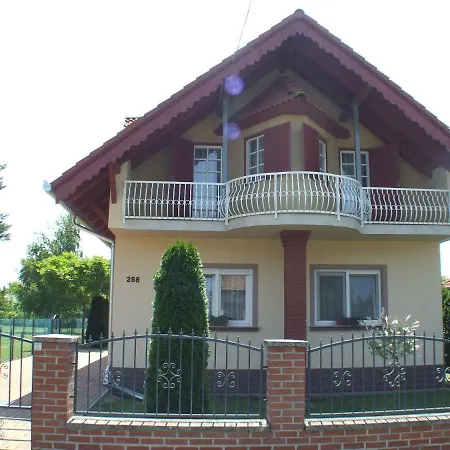 Holiday home Erika Nyaralo